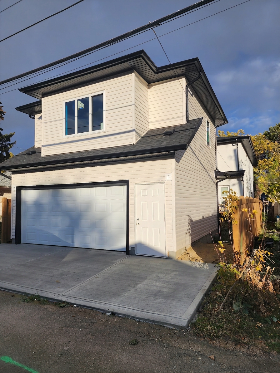 Alberta Avenue Garden Suite — 11216 — 93 Street NW, Alberta Avenue